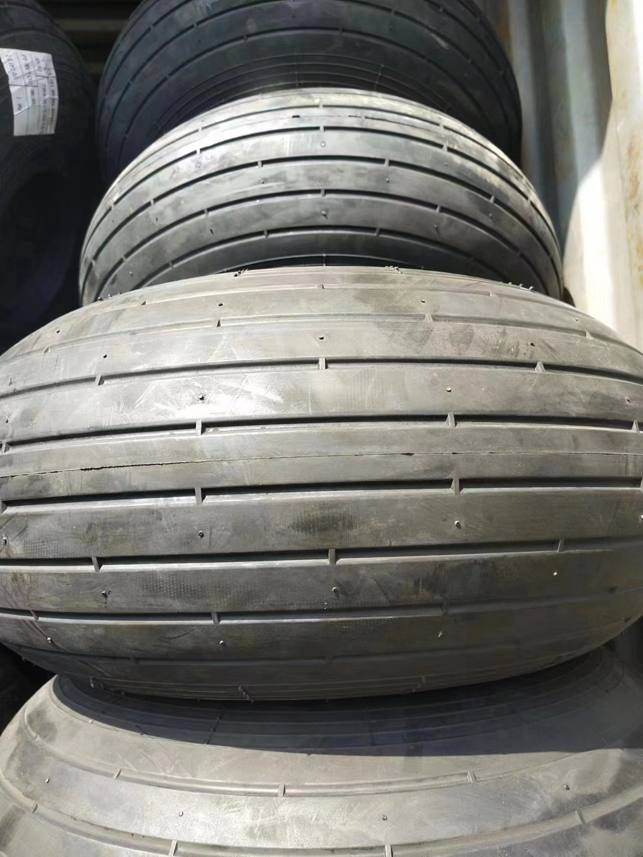 Aircraft Tyre 570×140 700×250-Ⅱ 840×290 Plane Tire - QINGDAO GERO NEE ...